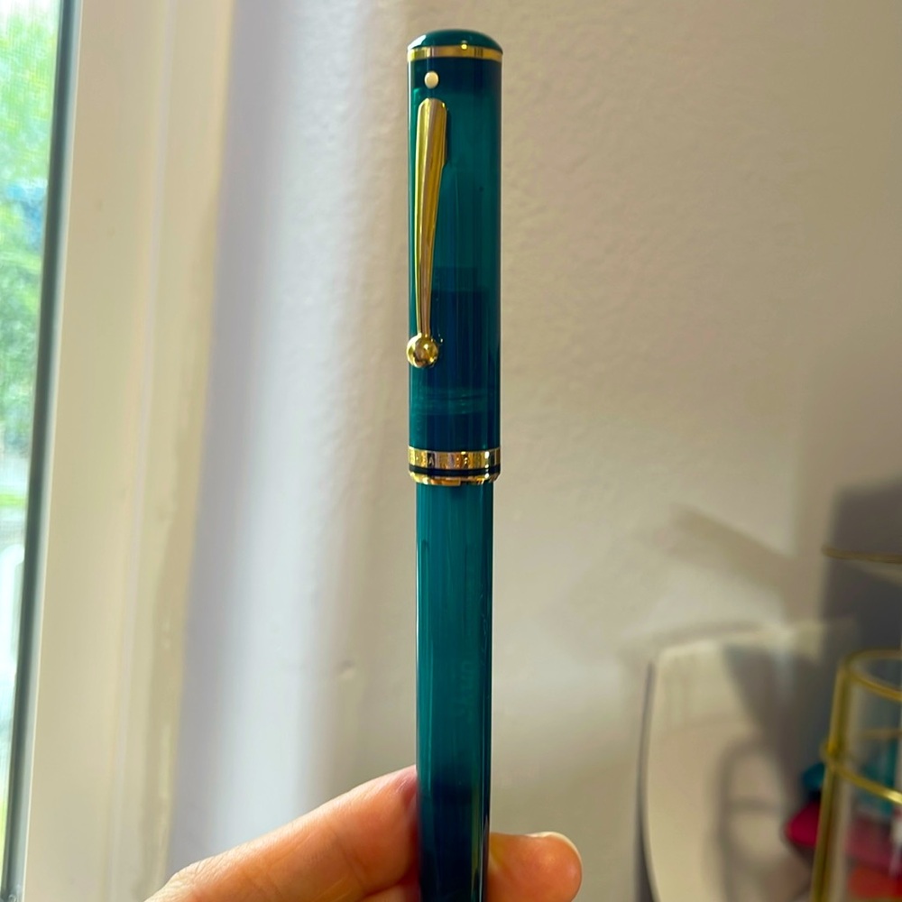 Sheaffer Levenger Connaisseur Fountain Pen - Aegean Green, Extra Fine 14k Nib